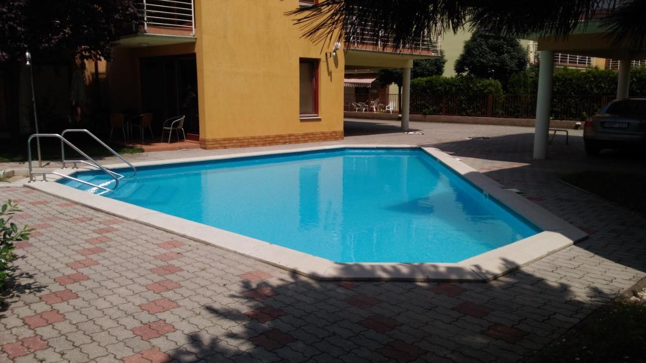 Jenny Apartman Siofok Luaran gambar
